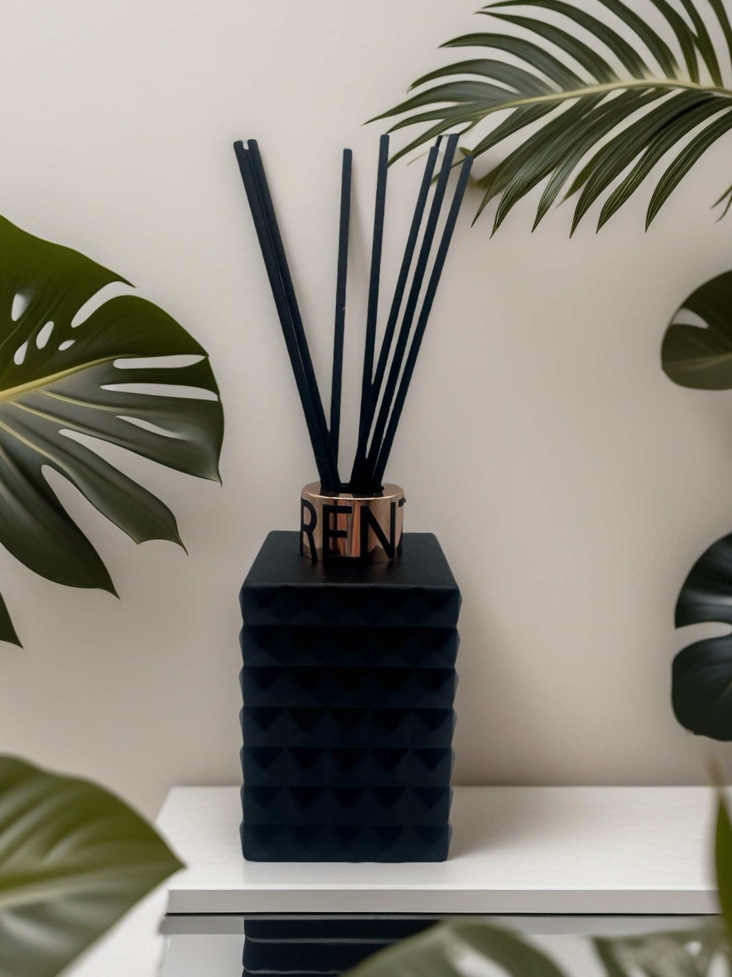 Signature Reed Diffuser - Black